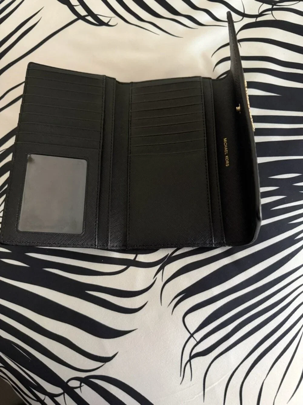 Michael Kors Black Crossgrain Leather Jet Set Wallet Style 35S8GTVF7L